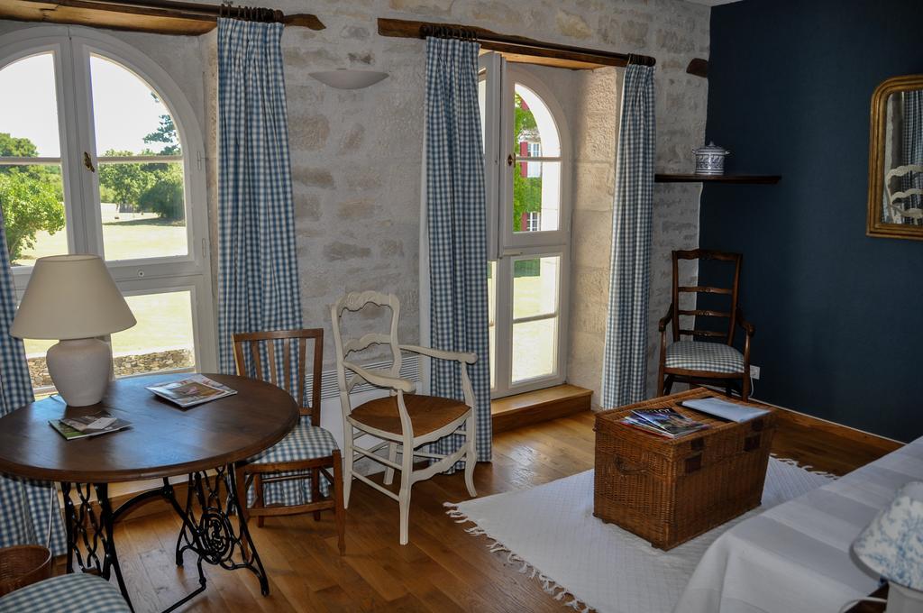 Hébergement de vacances Maison D'hotes Domaine De La Rhue